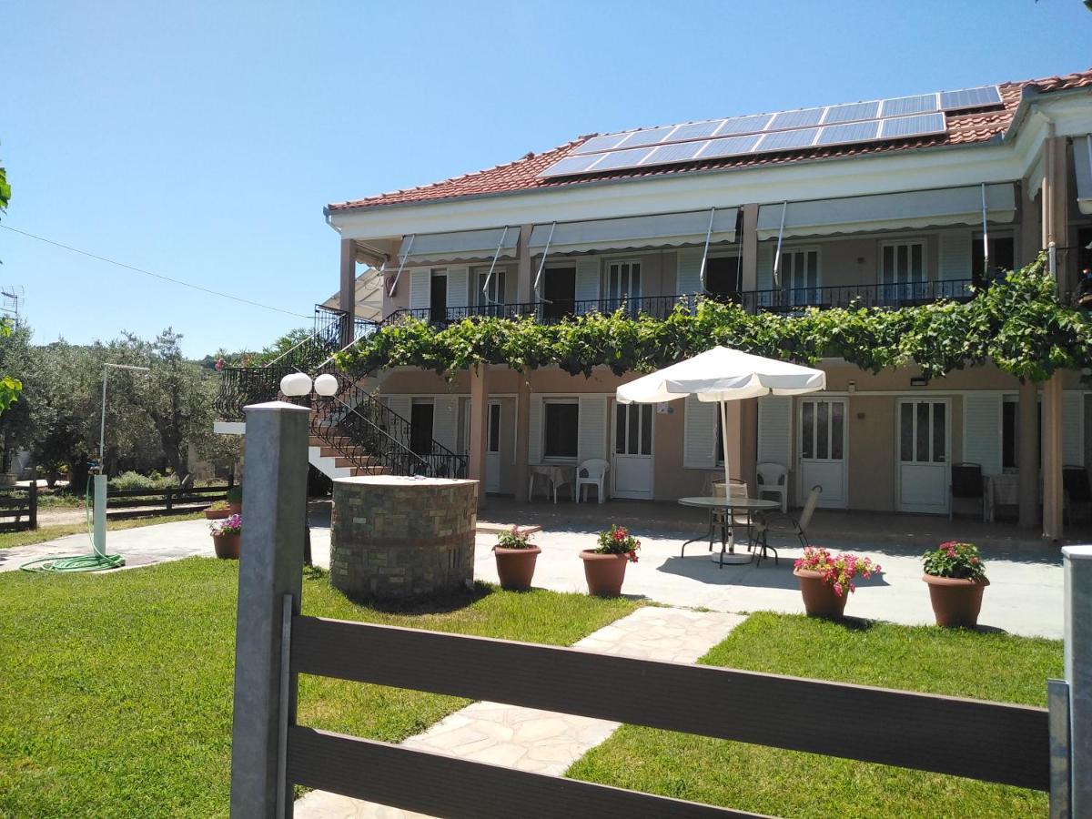 Velika Beach Rooms Luaran gambar