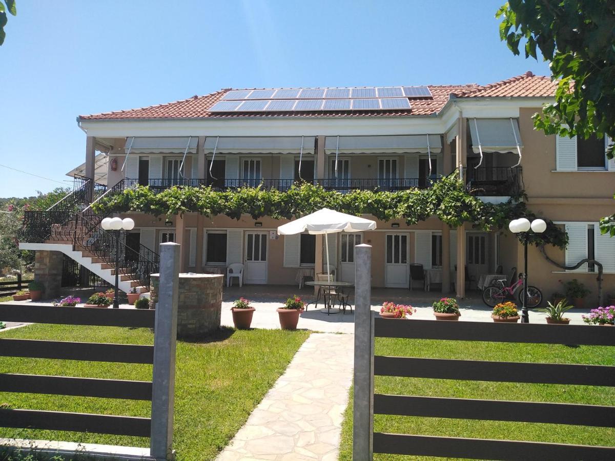 Velika Beach Rooms Luaran gambar